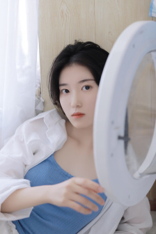 色小姐电影